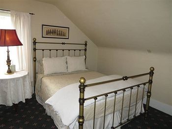 Stone Chalet B&B Inn And Event Center 安娜堡 外观 照片