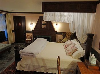 Stone Chalet B&B Inn And Event Center 安娜堡 外观 照片