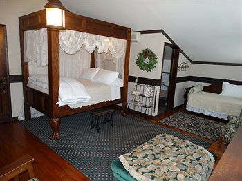 Stone Chalet B&B Inn And Event Center 安娜堡 外观 照片